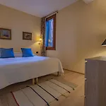 Ca' Delle Vele Charming In Dorsoduro ונציה